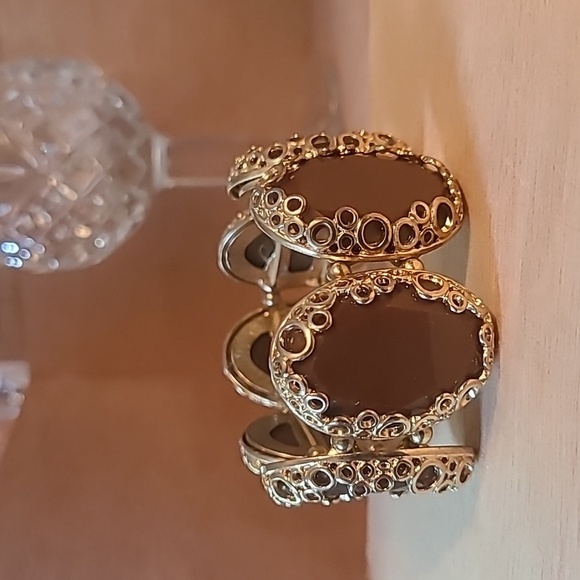 Vintage bracelet with gold tone and brown faux stone - Picture 1 of 7